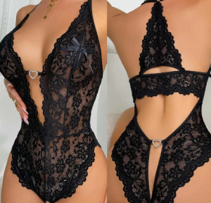 Seksowne body z serduszkiem E211