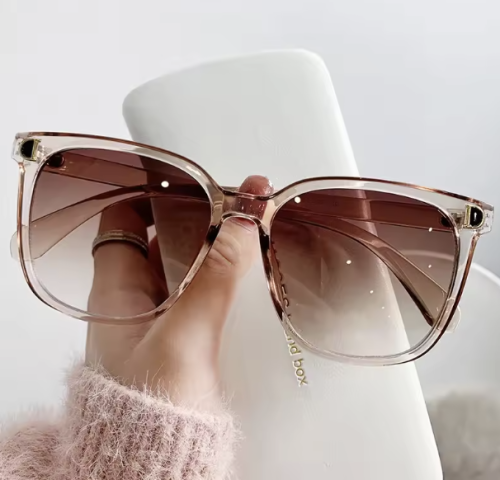 Stylowe okulary przeciwsłoneczne damskie