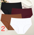 Bezszwowe majtki damskie – zestaw 4 sztuki. Wygodna bielizna niewidoczna pod ubraniem, miękka i elastyczna, idealna na co dzień.