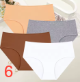 Bezszwowe majtki damskie – zestaw 4 sztuki. Wygodna bielizna niewidoczna pod ubraniem, miękka i elastyczna, idealna na co dzień.