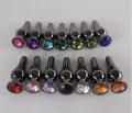 Metalowy korek analny z kryształkiem dostępny w rozmiarach S M L. Gładka powierzchnia, elegancki design i intensywne doznania. Idealny dla początkujących i zaawansowanych.